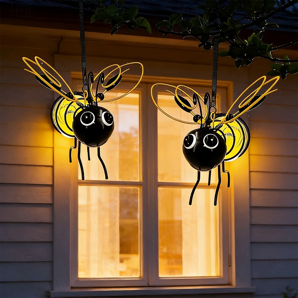 Lot de 2 lanternes solaires suspendues en forme d'abeille, étanches, avec éclairage LED décoratif pour jardin, cour, clôture, balcon, terrasse – ambiance &éclairage paysager de 2026 ? $19.99 –P1