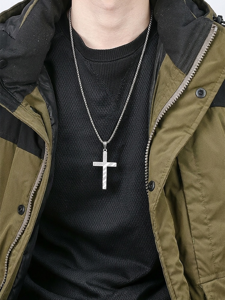 Collana da uomo con ciondolo a croce in acciaio inossidabile, gioielli religiosi multicolore, catena cristiana minimalista per il 250° anniversario degli Stati Uniti, il giorno dell'indipendenza, abbigliamento casual, viaggi e vacanze. del 2026 a $11.99 –P2