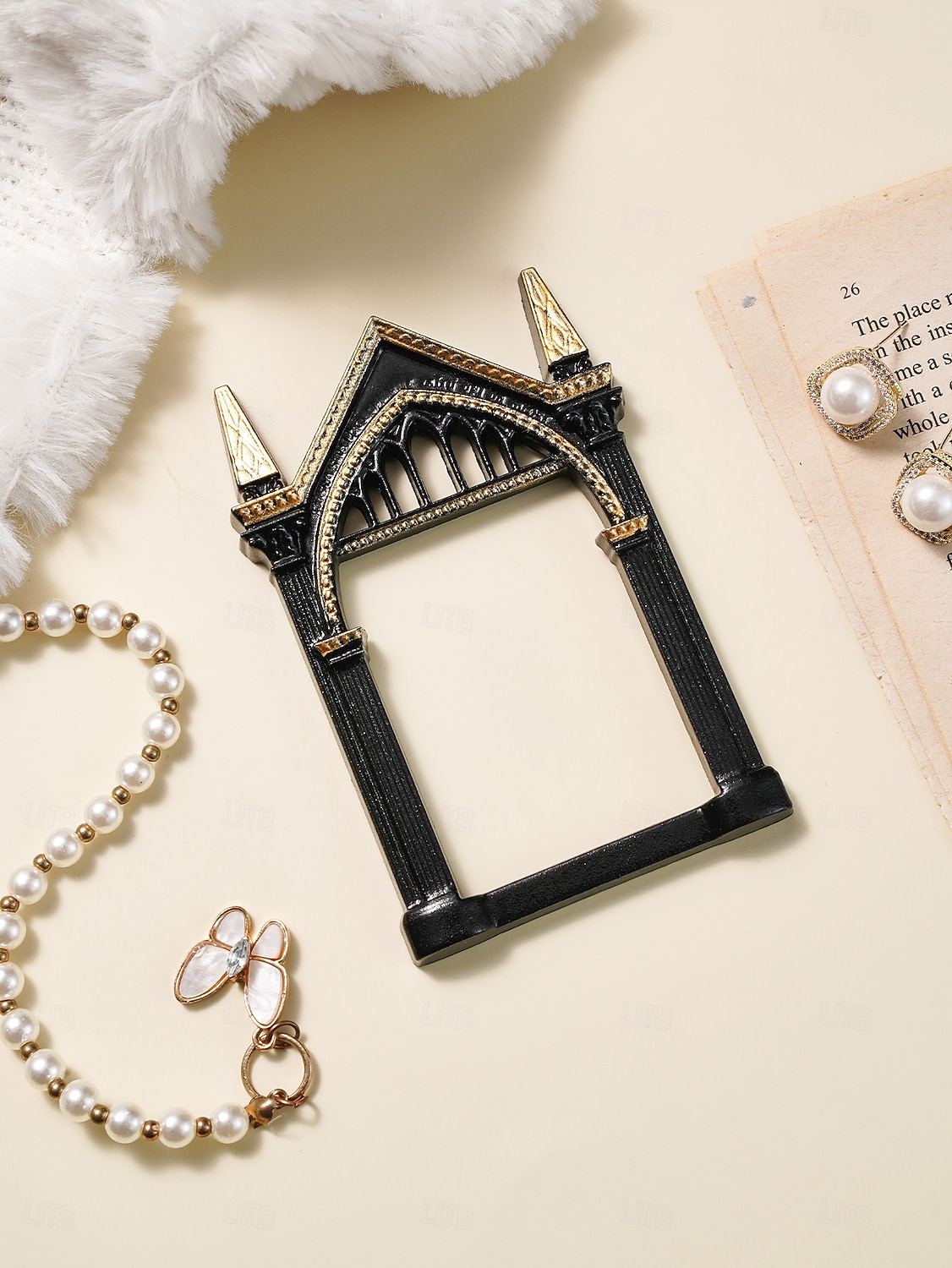 Resin Pattern Photo Frame Decorative Item DIY Piece for Photography Props and Small Home Decoration 2026 - $10.49 –P9