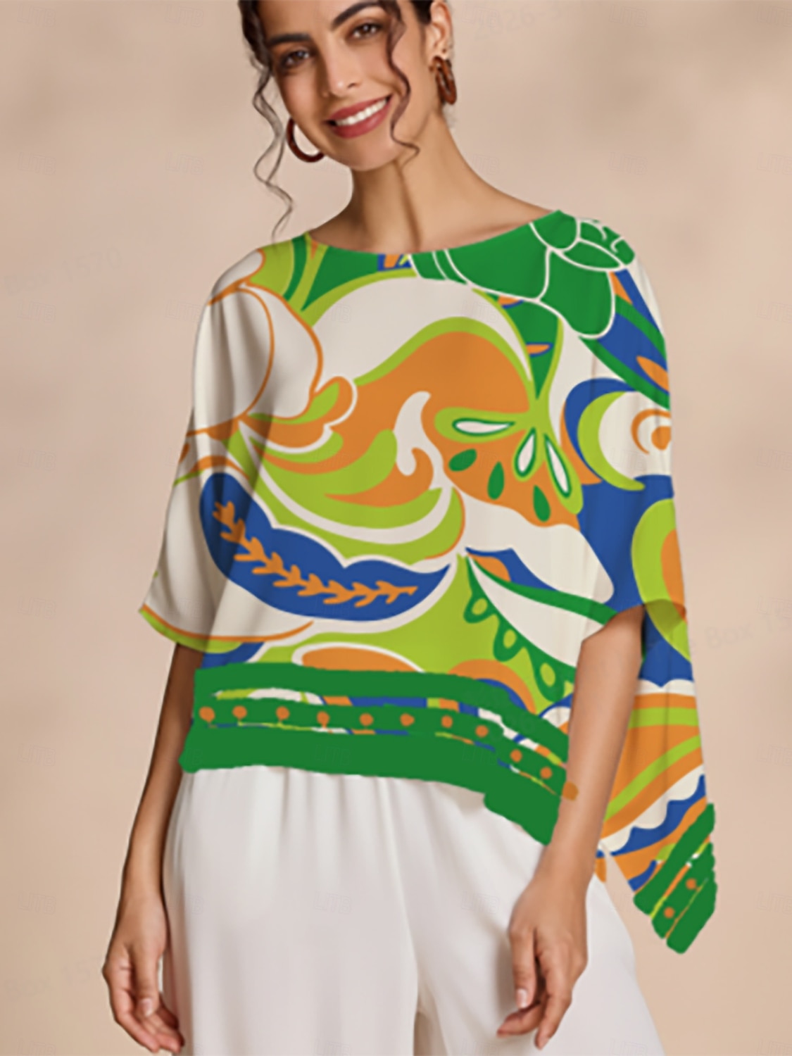 Blusa boho paisley de cetim sedoso com mangas dolmã de 2026 por QAR 224.62 –P1