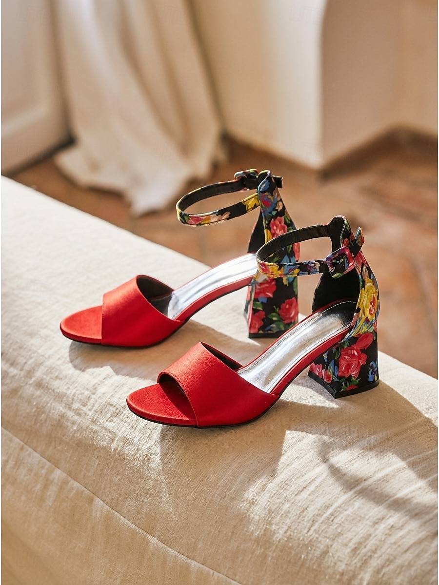 Damessandalen uit de jaren 50 in vintage rood satijn - elegante pumps met middelhoge blokhak en enkelbandje met bloemenprint, perfect voor rockabillyfeesten en retro gala's. &zomerse sociale 2026 - $34.99 –P1