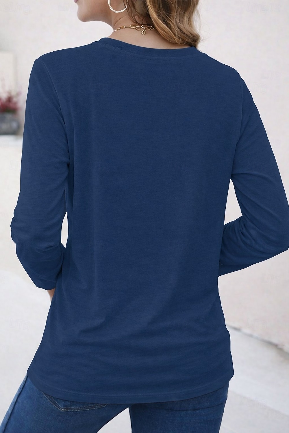 Camiseta 100% Algodão Feminina Cor Sólida Básica Clássica Casual de Manga Longa com Decote Redondo Tops Regulares para o Dia a Dia Saídas Preta Branca Vermelha Azul Marinho Verde Menta Primavera de 2026 por $19.99 –P2