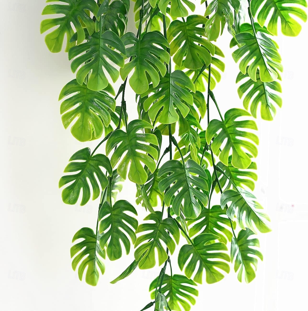 Paquete de 4 enredaderas colgantes artificiales, hojas de monstera falsas, hiedra, hojas de jungla, plantas de palma tropical, ratán para plantas de interior, hogar, cocina, jardín, pared exterior, 2026 - $16.99 –P5