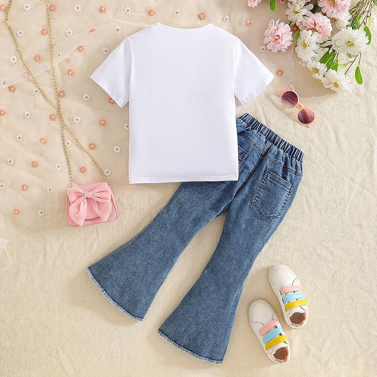 Ragazze 3D Lettera T-shirt e pantaloni Manica Corta Estate Casual Bambino (1-4 anni) Dai 4 anni in su Girocollo All'aperto Vestibilità comoda del 2026 a $28.99 –P2
