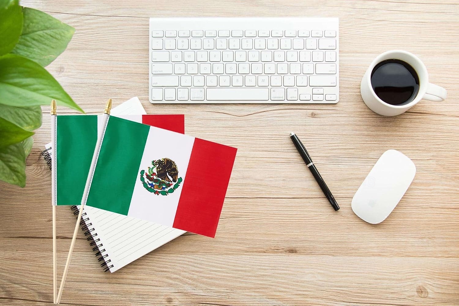 Paquete de 25 banderas pequeñas de México, mini banderas mexicanas portátiles en palo de 5 x 8 pulgadas para partidos de la Copa Mundial de Fútbol de verano, eventos deportivos, decoraciones de fiesta 2026 - $16.99 –P5