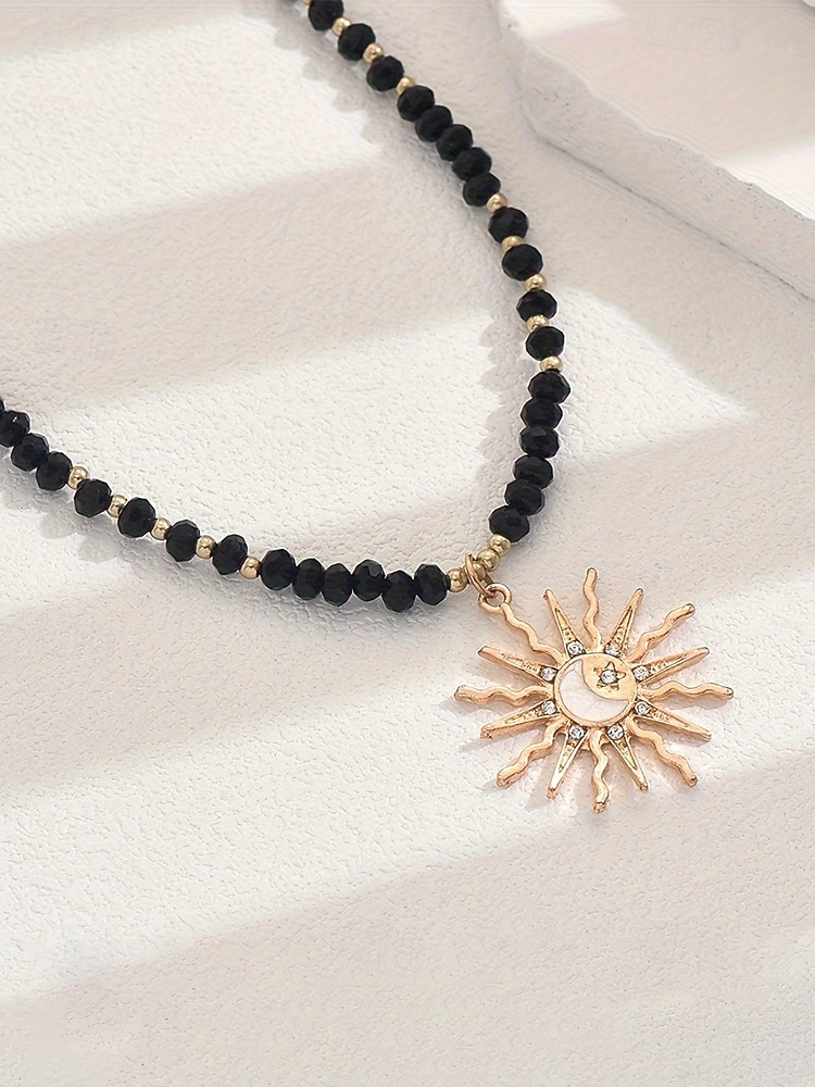Collana con ciondolo a forma di sole in stile bohémien da donna: materiale in lega e perline, diverse opzioni di colore, perfetta per un abbigliamento casual e per lo stile delle vacanze al mare del 2026 a $9.99 –P8