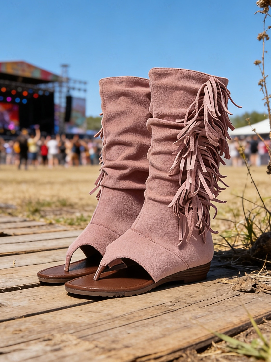 Damskie czarne zamszowe sandały z frędzlami - boho, płaskie, letnie botki z odkrytymi palcami, frędzlami i paskiem z klamrą, idealne na festiwale muzyczne i koncerty rockowe &wydarzenia w stylu 2026 - $42.99 –P1