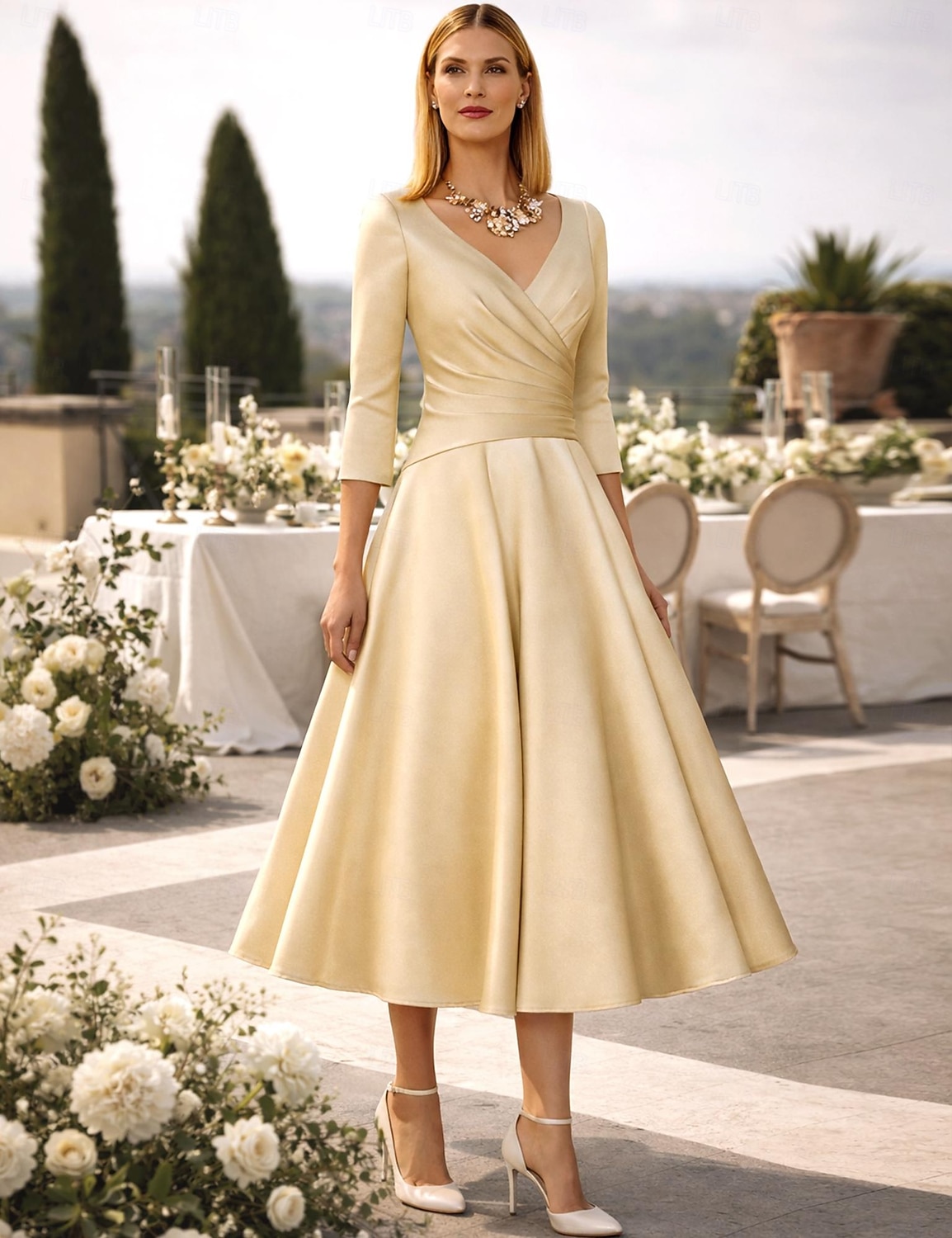 A-Linie Tee-Länge Cocktailkleider Partykleider Elegant Vintage Übergröße Dreiviertelarm V Ausschnitt Hochzeitsgast Satin mit Falten 2026 - $126.99 –P1