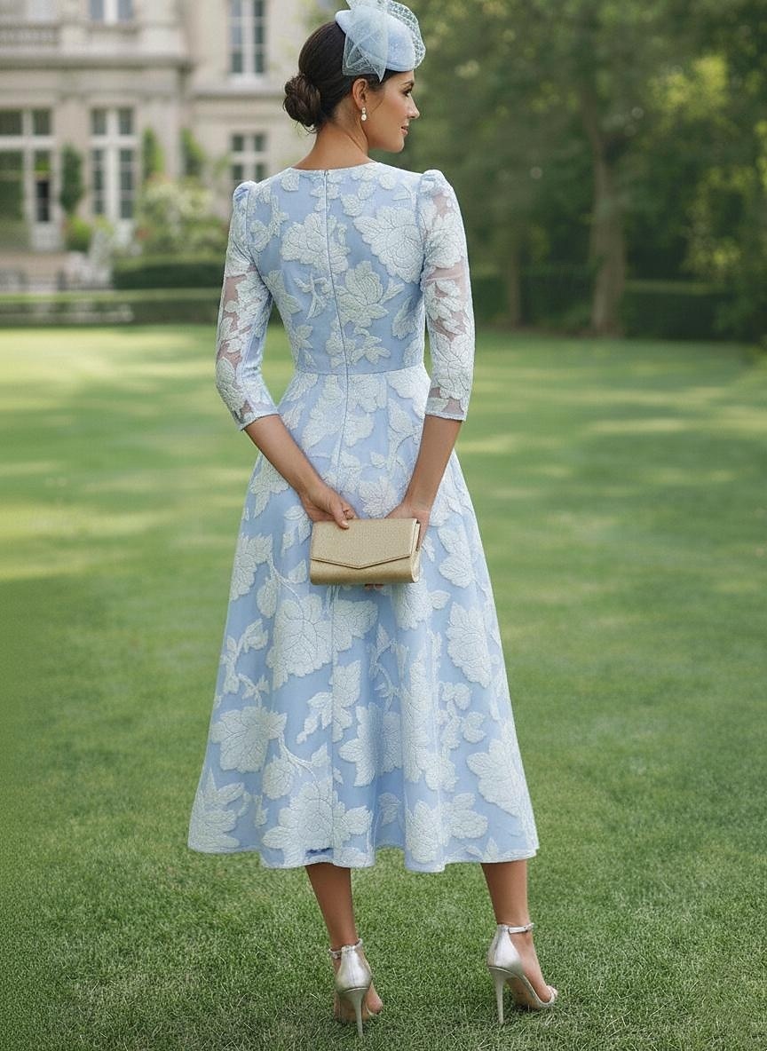 A-linje Ankellengde Te-lengde Cocktailkjoler Elegant Årgang Blomster Langermet V-hals Hage fest Formell Lomme Sateng Blonder med Blomstertrykk Sløyfe(r) Plissert 2026 - $154.79 –P3