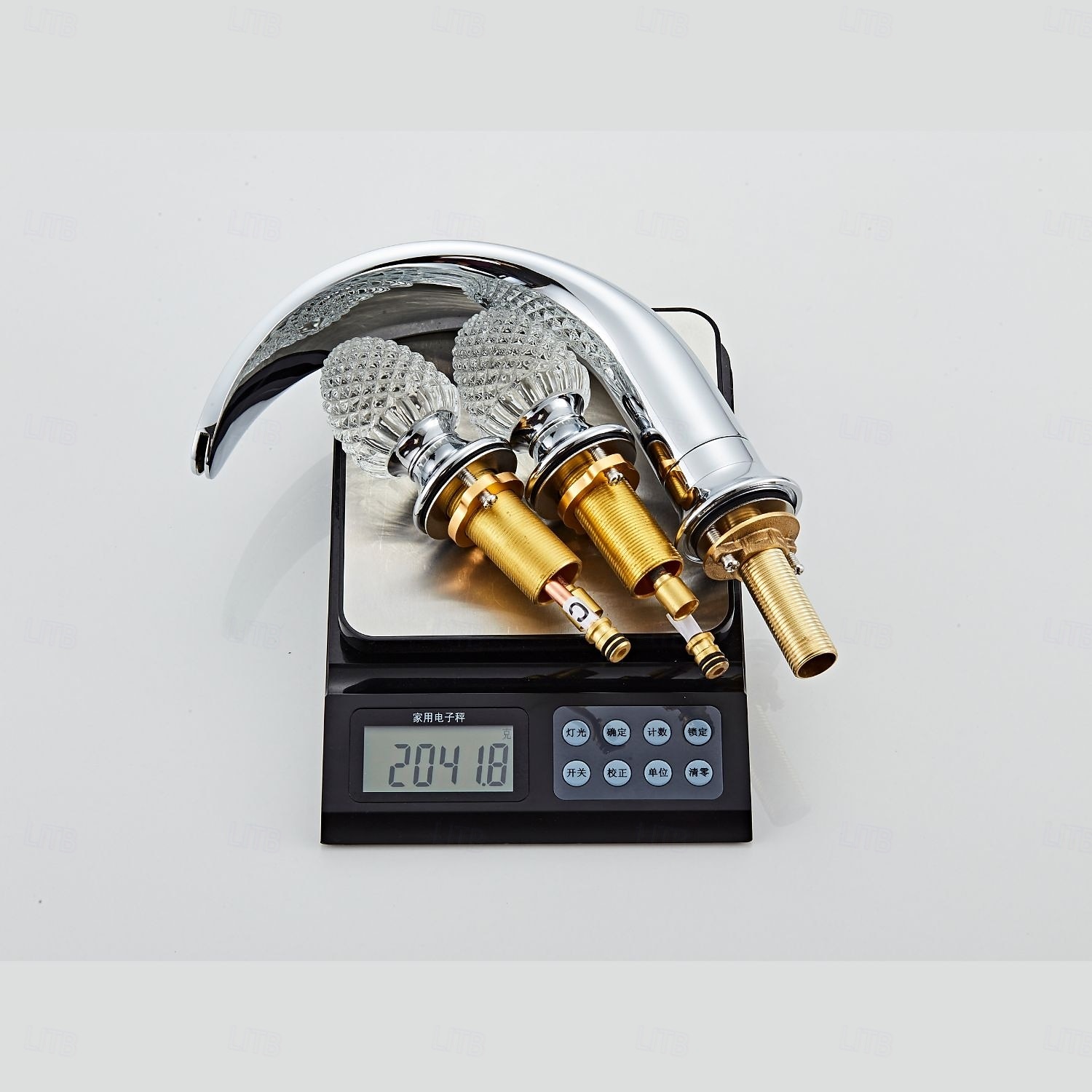 2026年 クロムメッキのバスルーム用蛇口、360°回転、3穴、広口、クリスタルハンドル、バスルームシンク用蛇口、レトロビンテージ、洗面化粧台用蛇口  コレクション – $307.69 –P3