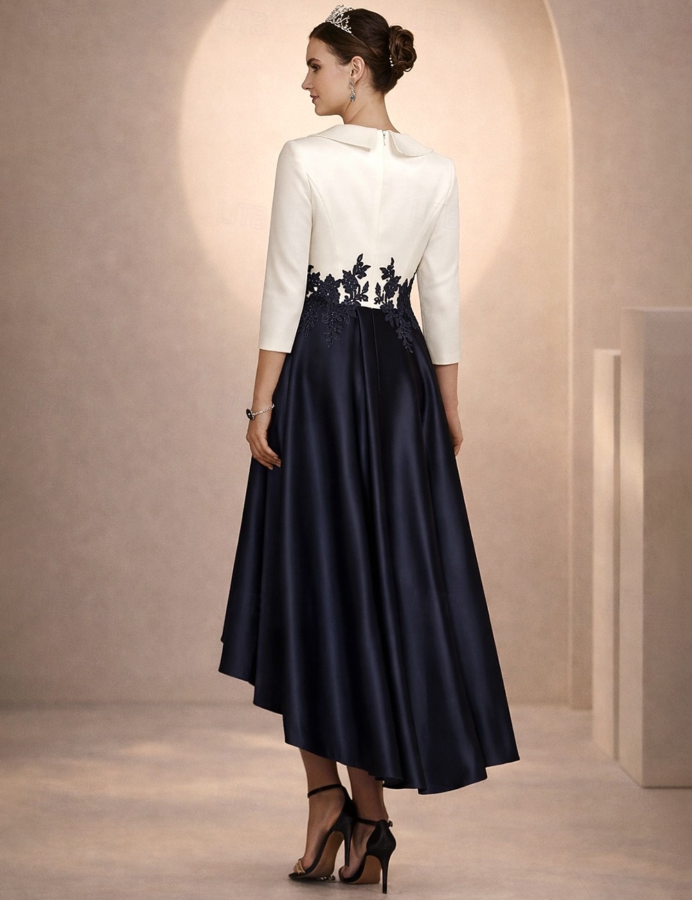 A-Linie Asymmetrisch Tee-Länge Partykleid Cocktailkleid Kleid für Hochzeitsgäste Brautmutterkleid Dreiviertelarm Hemdkragen Elegant High-Low Formell Hochzeitsgast Satin Spitze mit Applikationen 2026 - $157.99 –P2