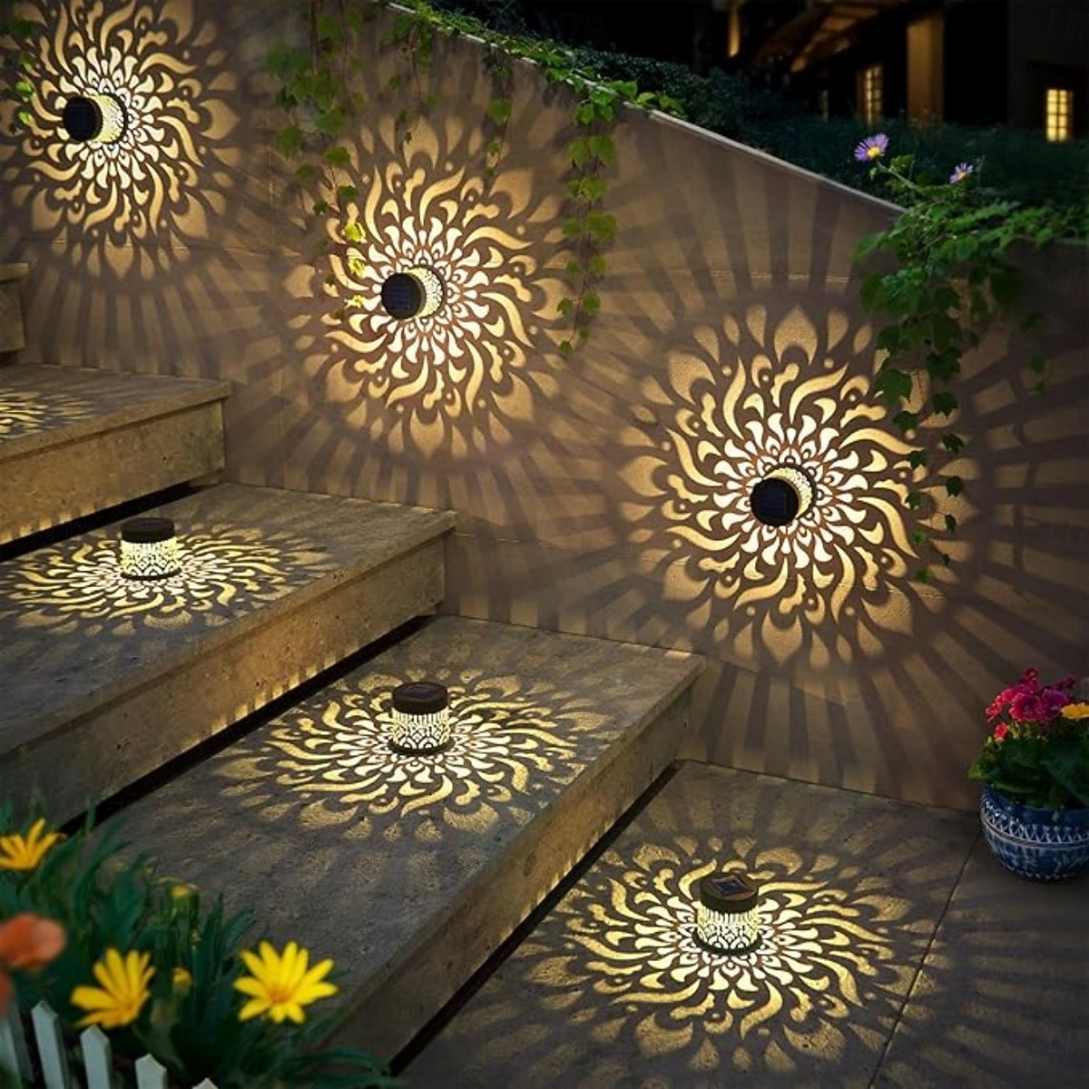 2026年 4個の屋外ソーラー中空金属マンダラ投影壁ライト、IP44防水、フェンス、階段、芝生の通路の装飾ランプ、庭、庭、ヴィラの風景ライト  コレクション – $48.99 –P2