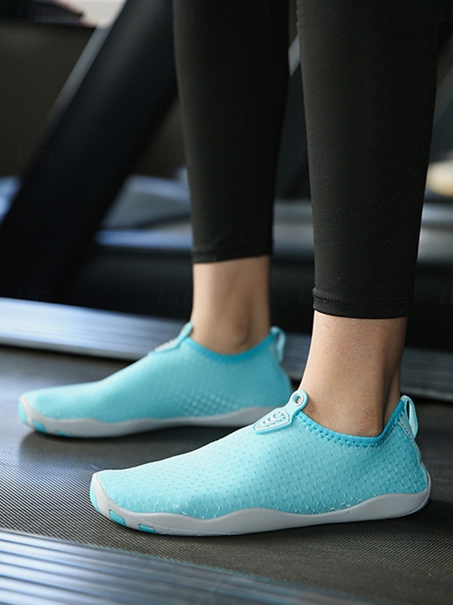 Chaussures aquatiques bleues imperméables pour femmes, à séchage rapide, respirantes, légères et antidérapantes, idéales pour la randonnée, la plage, le surf et les excursions en rivière. &aventures de 2026 ? $24.99 –P3