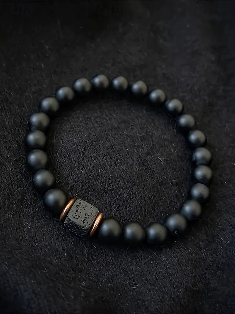 Bracelet pour homme en perles de pierre volcanique, deux styles, perles de lave noire mate, bijou tendance et décontracté, parfait pour le quotidien et les voyages. de 2026 ? $7.99 –P8