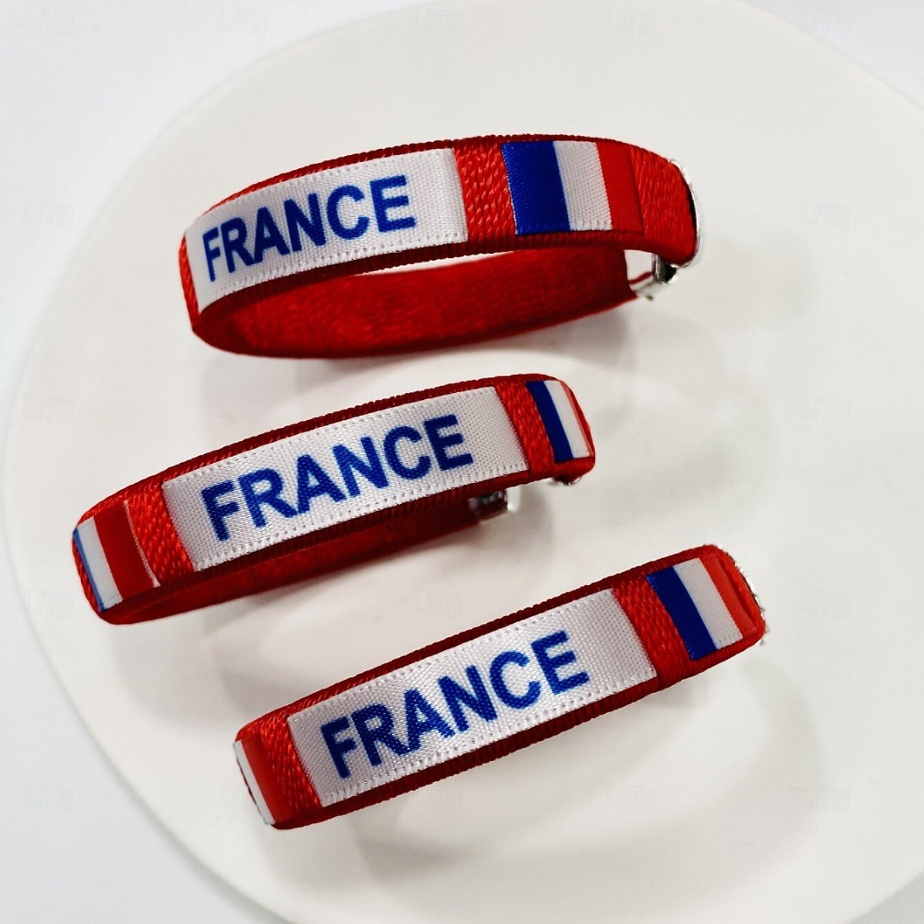 Partita mondiale di calcio 2026 Braccialetto France Calciatore Tifoso di calcio francese Casual Bambini Adulti Unisex All'aperto Incontro Vestirsi del 2026 a $18.99 –P5