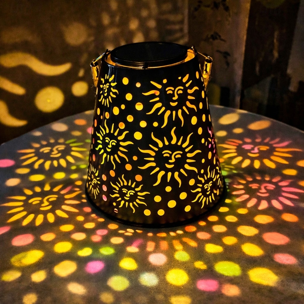 Farol solar exterior impermeable colgante, diseño retro hueco con proyección de mariposa, decoración LED para jardín, patio, regalo para mujeres, mamá y abuela. 2026 - $32.59 –P2