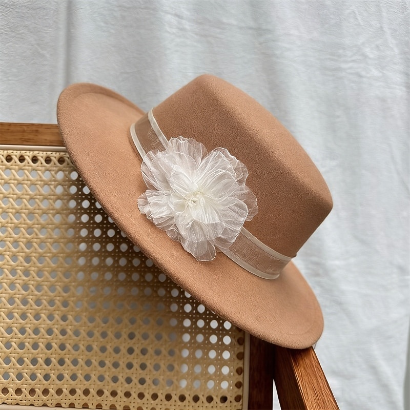 Hatter polyester Bryllup Bursdag Årgang søt stil Med Kronblader Hodeplagg Hodeplagg 2026 - $17.49 –P1