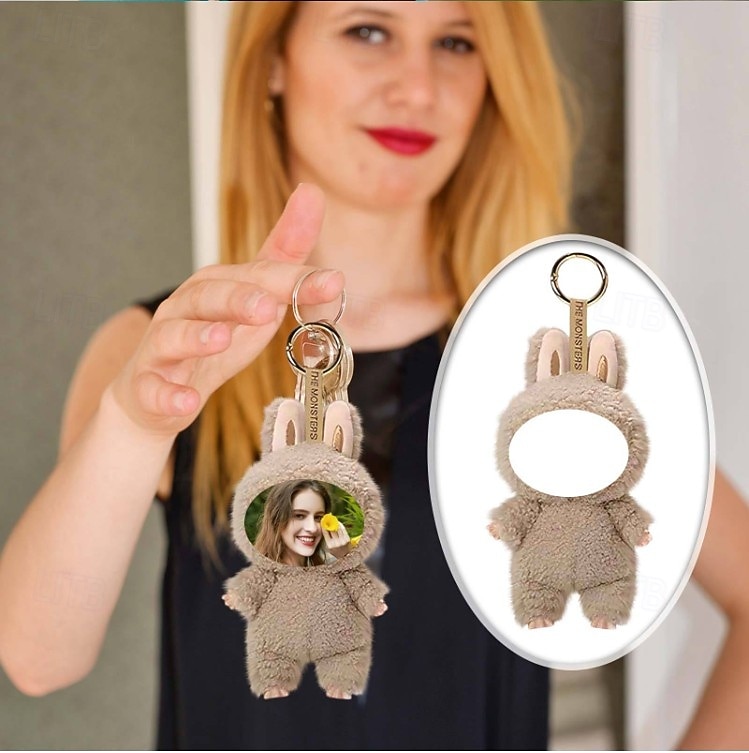 2026年 カスタム面白い顔のぬいぐるみキーホルダー、パーソナライズされた写真イースターバニーキーホルダーギフト写真人形ウサギの耳、ソフトバッグチャーム、バックパックアクセサリー、子供、ガールフレンド、花嫁介添人へのギフト  コレクション – $24.99 –P15