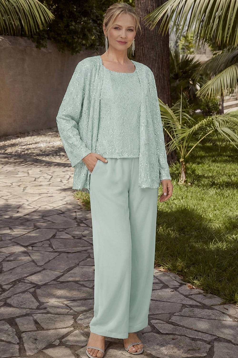 Terninho Traje de 3 peças Longo Vestido Para Mãe dos Noivos Sem Manga Scoop pescoço Elegante Convidado do casamento Chiffon Renda Embrulho incluido com Lantejoulas de 2026 por $183.99 –P19