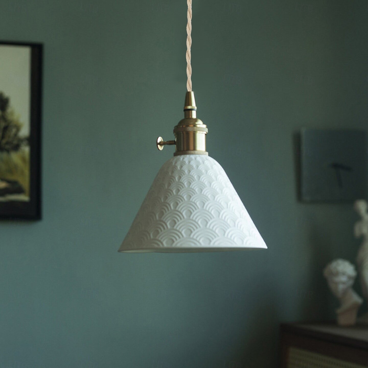 moderni messinkinen kupumainen kattokruunu moderni valkoinen keraaminen riippuvalaisin pohjoismaisen kultainen keittiösaarekkeen riippuvalaisin ruskea säädettävä ripustusjohto ravintolan yöpöydälle, baaritiskille, kahvilaan, makuuhuoneeseen 2026 - $95.99 –P7