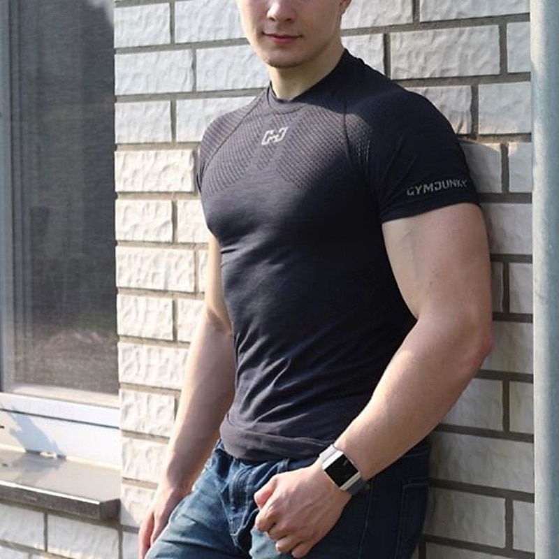 Ανδρικά Μονόχρωμο Tricou de Alergat Μπλούζα συμπίεσης Καλοκαίρι Άνοιξη Φθινόπωρο Κοντομάνικο Γρήγορο Στέγνωμα Συμπίεση Ύγρανση Γυμναστήριο προπόνηση Ενεργή εκπαίδευση Ασκηση Μαύρο ΑΘΛΗΤΙΚΑ ΡΟΥΧΑ 2026 - $23.99 –P4