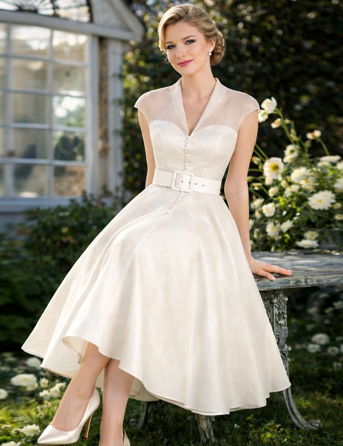 A-Line Knee Length Cocktail Dresses Party Dresses 1950s Hot White Sleeveless V Neck Valentine's Day Wedding Guest Tulle with Sash / Ribbon 2026 - $160.99 –P1