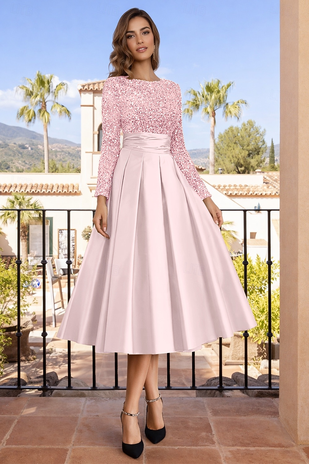 Linea ad A Lunghezza Tè Abiti da Cocktail Abiti da festa Elegante Brillanti Manica Lunga Girocollo Natale Ospite di nozze Raso Velluto con Pieghe Paillettes del 2026 a $126.99 –P11