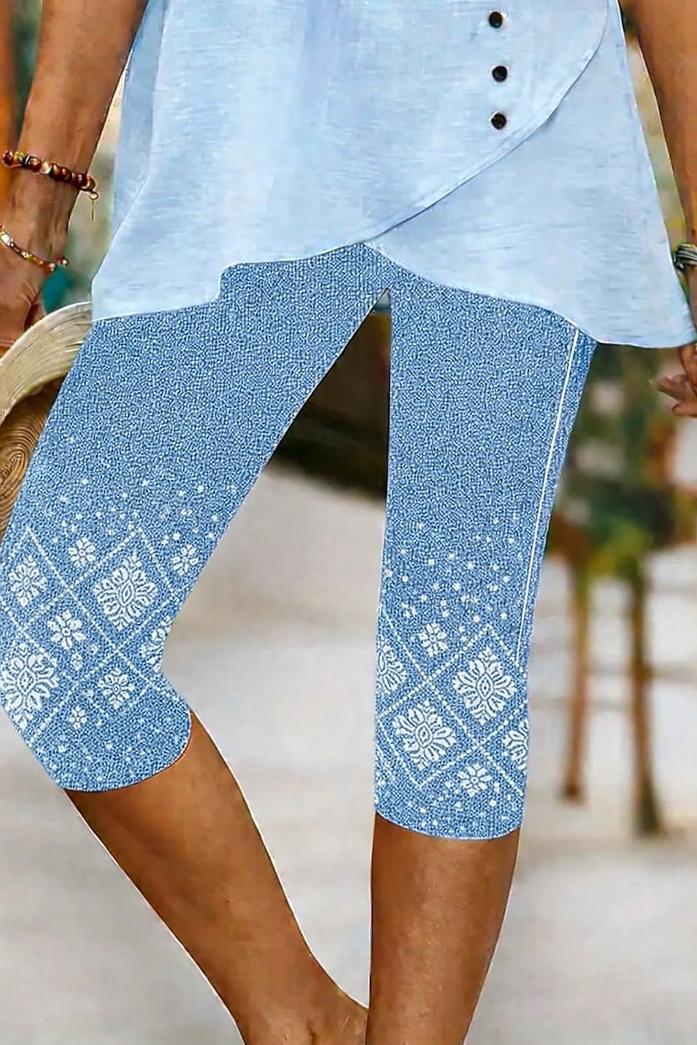 Mujer Pantalones Capri Chinos Polainas Vacaciones Vintage Ropa de calle Medio corto Alta cintura Floral Graphic Estampado Comodidad Suave Cómodo Elástico Diario Exterior Vacaciones Azul Piscina Negro 2026 - $19.99 –P1