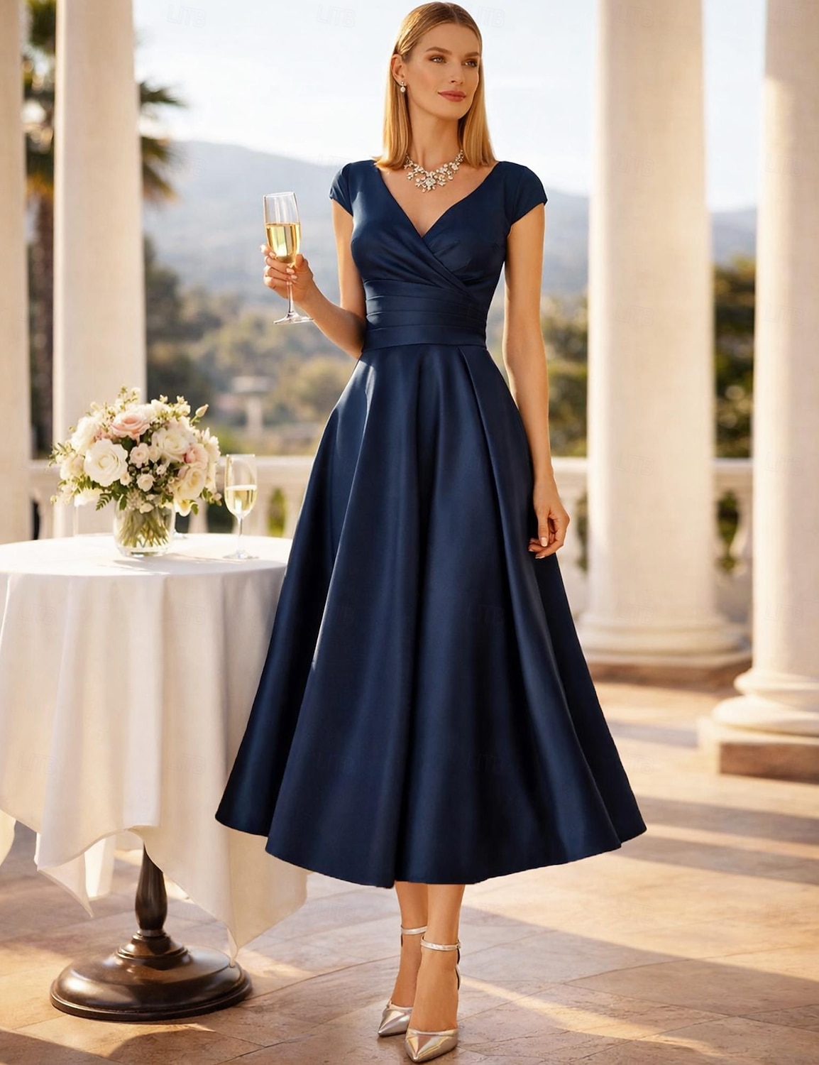 Γραμμή Α Κάτω από το γόνατο Κοκτέιλ Φορέματα Φορέματα για πάρτι Κομψό Αμάνικο Λαιμόκοψη V Επισκέπτης γάμου Σαρμέζ με Πλισέ 2026 - $120.99 –P1