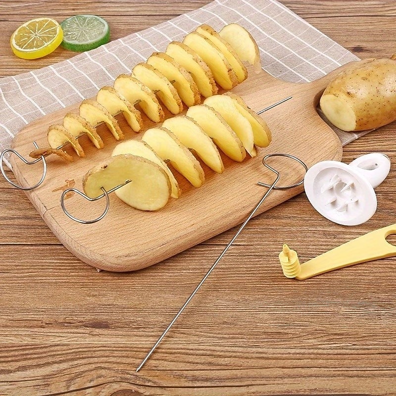 Juego de 6 cortadores de patatas en espiral tipo tornado, cortadores de patatas manuales multifuncionales para barbacoa. &Juego de herramientas de plástico para hacer espirales de patatas, aptas para 2026 - $9.99 –P5