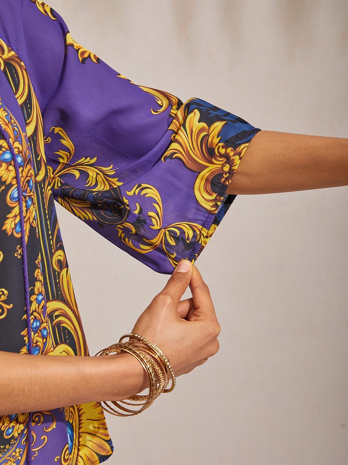 Топ из барочного шифона темно-синего цвета с рукавами 3/4 2026 - $67.99 –P3