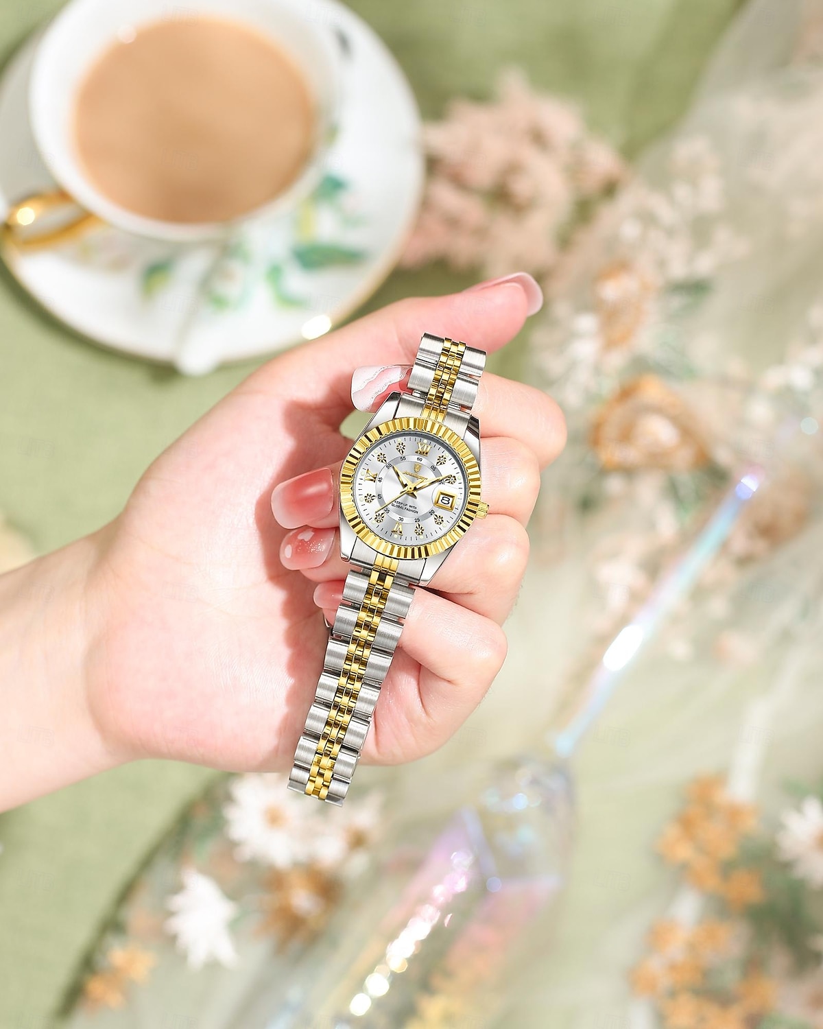 orologio da polso da donna di lusso, orologio da polso al quarzo da donna con cinturino in acciaio inossidabile bicolore oro argento e lunetta scanalata &orologio elegante e impermeabile da donna, del 2026 a $35.99 –P1