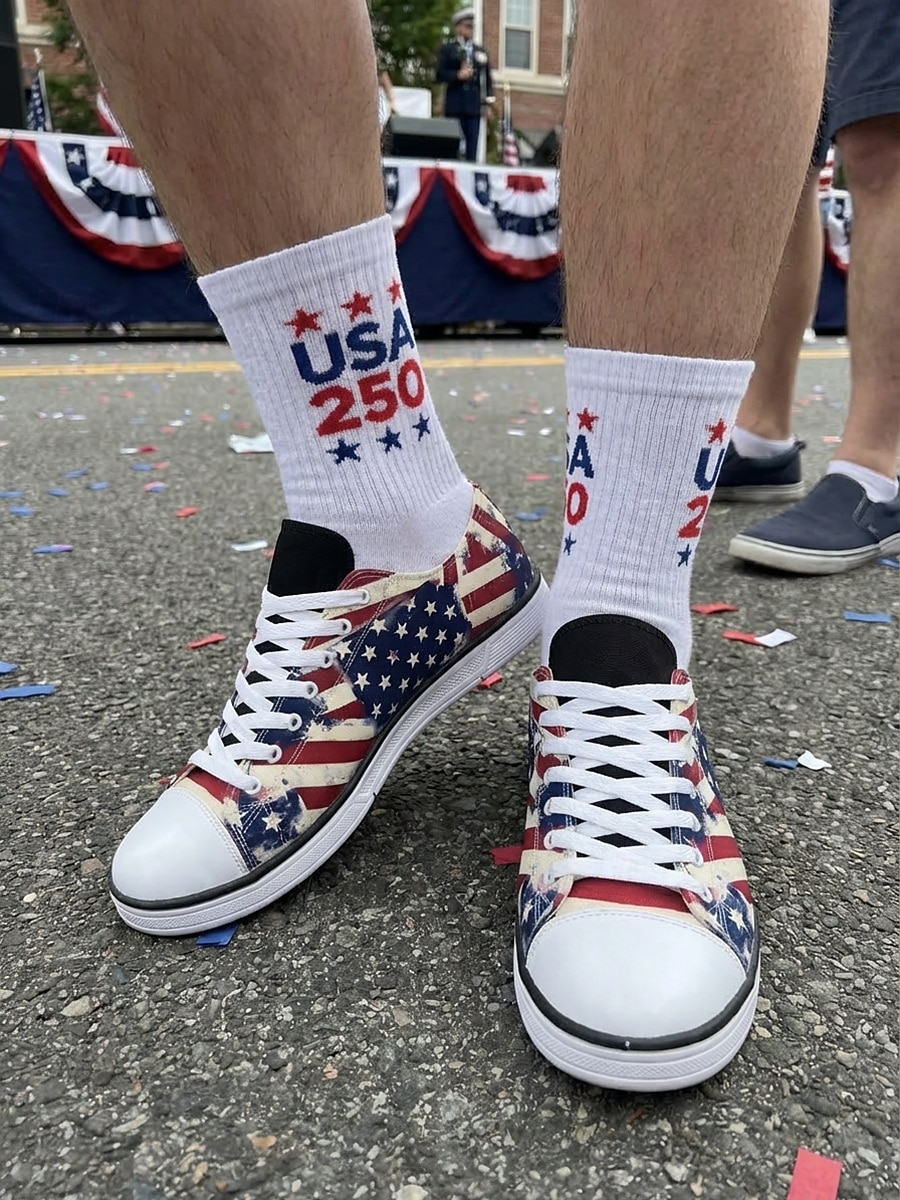 Patriotiska herrsneakers - stjärnrandig flaggtrycksdesign för parader, 4 juli, USA:s 250-årsjubileum och avslappnade firanden 2026 - $54.99 –P4