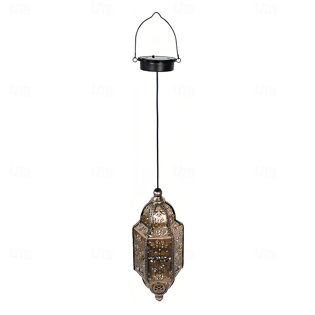 Lanterne suspendue d'extérieur à projection solaire baroque en métal creux, étanche, avec éclairage LED pour jardin, cour, allée, pelouse, terrasse, fête, vacances, ambiance chaleureuse, violet de 2026 ? $23.99 –P21