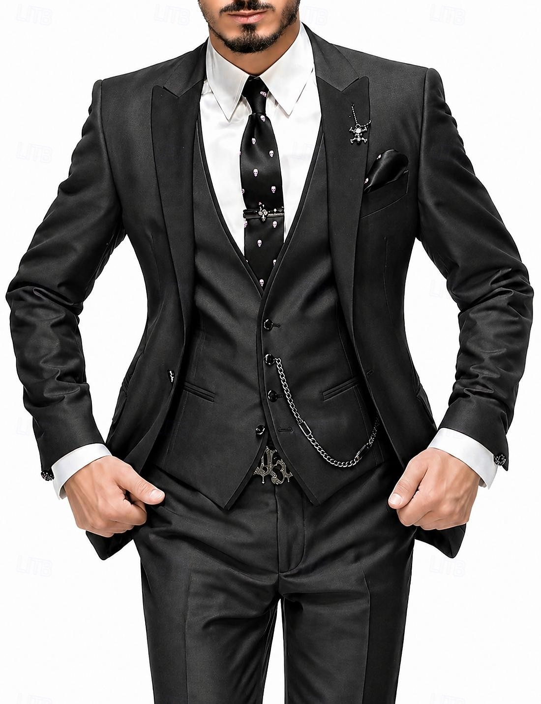 Dreiteiliger Herren-Smoking in Burgunderrot, Slim Fit – ideal für Hochzeiten, Abschlussbälle und Dinnerpartys. Bestehend aus einem einreihigen Blazer mit Schalkragen, Weste und Hose. Erhältlich in Schwarz, Blau und Grün. 2026 - $129.99 –P9