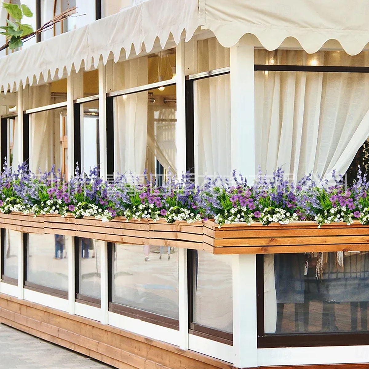 18 künstliche Blumensträuße für den Außenbereich, lila-violett-lavendelfarbener Kunststrauß, UV-beständig &wasserfeste, dekorative Begrünung für drinnen und draußen, Blumenarrangement für Zuhause, 2026 - $31.99 –P4