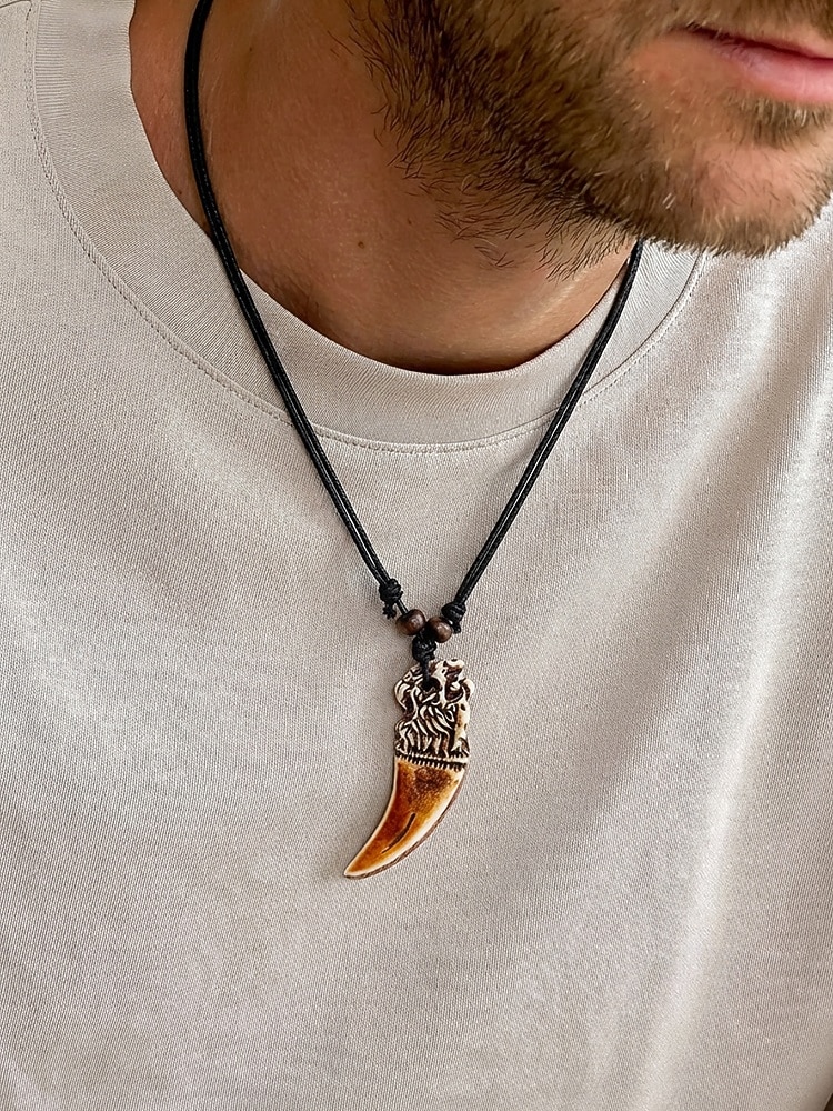 Halsketting voor heren in bohemian vintage stijl, gemaakt van acryl, met verschillende hangeropties, waaronder een schildpad en ivoor, en een verstelbaar koord. Ideaal voor een strandvakantie, 2026 - $7.99 –P4