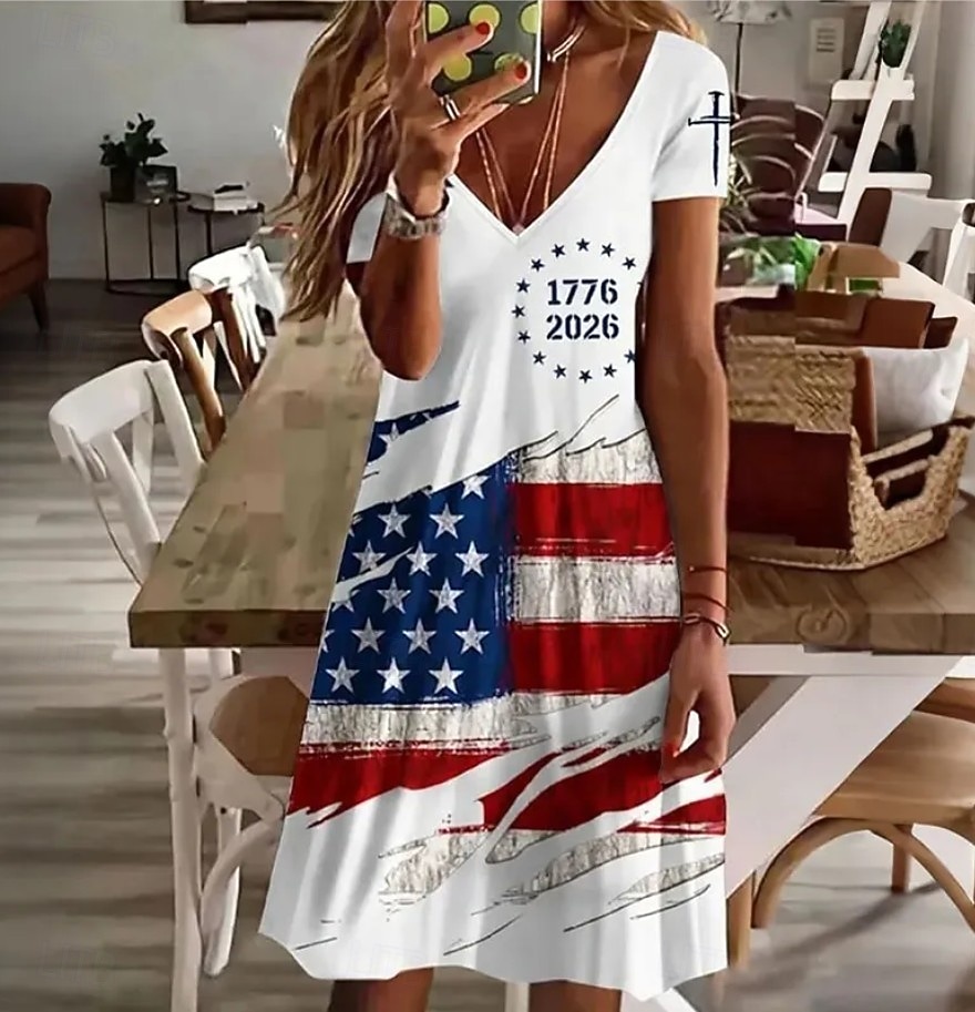 Giorno dell'Indipendenza Americana Per donna Mini Abito Vestito T-Shirt Abito a trapezio Casual Quotidiano Vestibilità regolare Grafico Bandiera Americana Manica Corta Scollo a V Blu Bianco Rosso del 2026 a $21.99 –P3