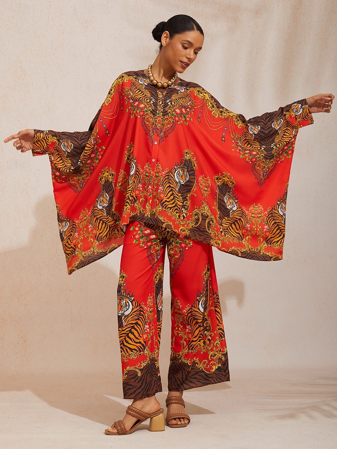 Scarlet Tigress Fließendes Chiffon-Hemd mit Dolman-Ärmeln 2026 - $79.99 –P4