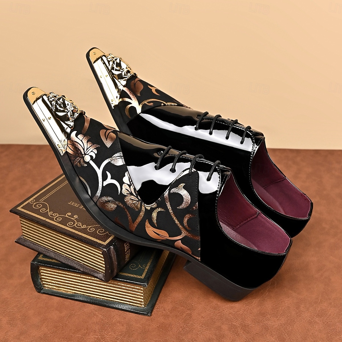 Ανδρικά μαύρα φλοράλ παπούτσια με μυτερή μύτη και μεταλλικό καπάκι στην μύτη, μοντέρνα επίσημα παπούτσια με κορδόνια για κομψούς άνδρες, ιδανικά για γάμους, πάρτι, δεξιώσεις και θεατρικές παραστάσεις. 2026 - $54.99 –P3