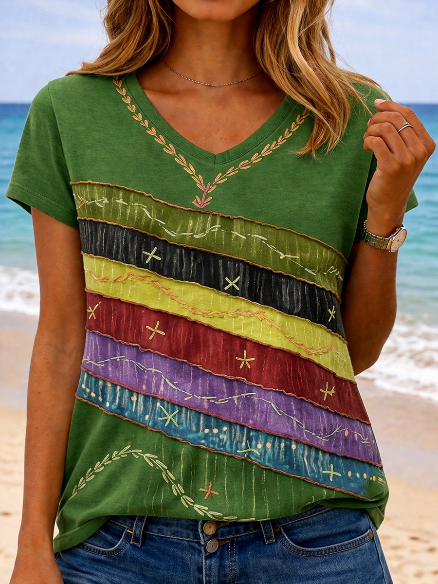Mujer Camiseta Estampado Graphic Letra Equipo de fútbol Elegante Clásico Casual Manga Corta Escote en Pico Tops regulares Casual Diario Negro Morado Marrón Verde Trébol Verano Primavera 2026 - $21.99 –P2