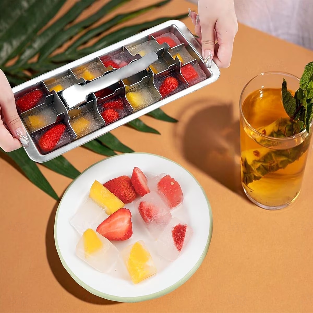 Vassoio per cubetti di ghiaccio in acciaio inox a 18 scomparti con maniglia per un facile rilascio, vassoio per il ghiaccio rimovibile per la preparazione di cubetti di ghiaccio e alimenti surgelati, del 2026 a $27.99 –P6