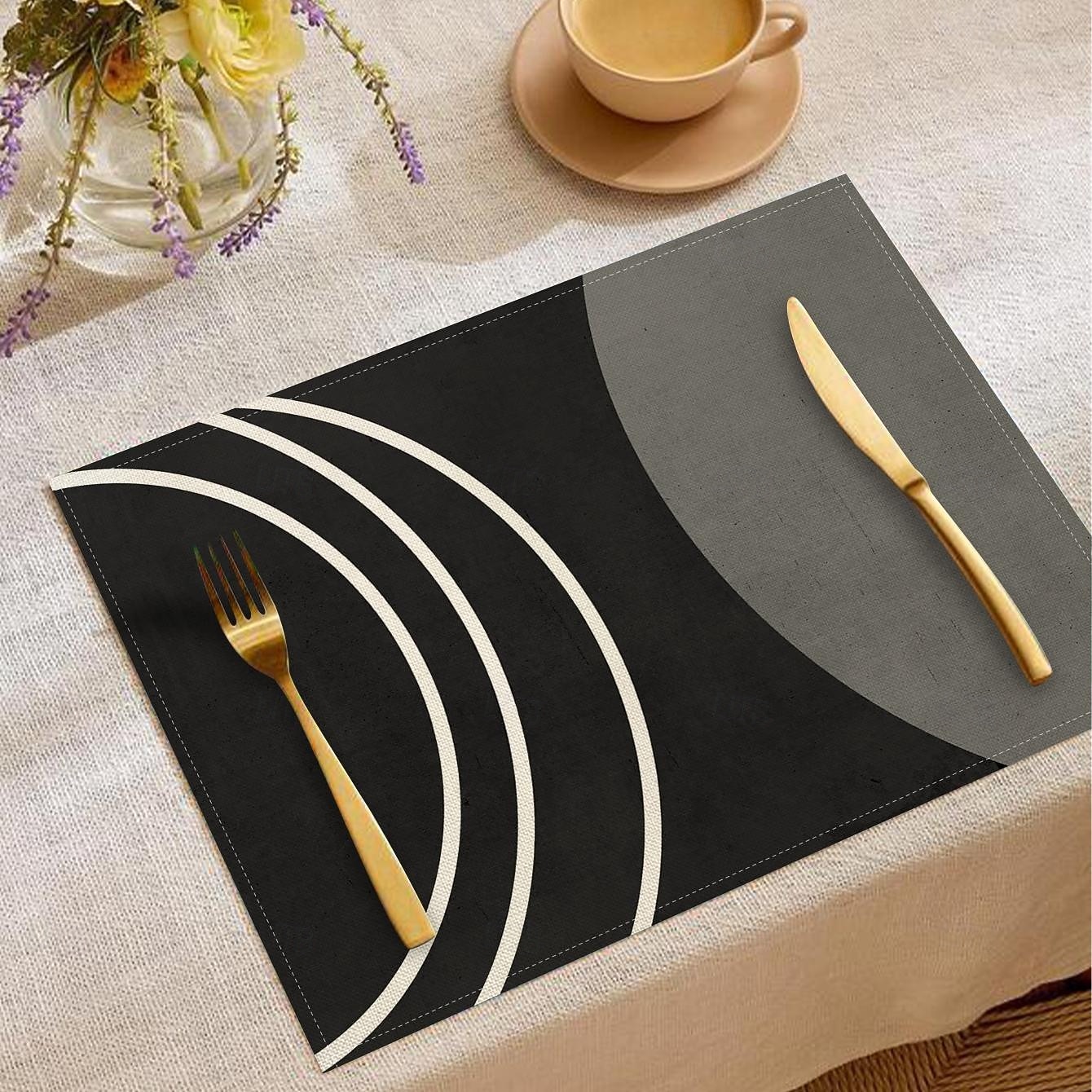 Черно-белая геометрическая салфетка под тарелку, прямоугольная, из 100% полиэстера, с абстрактным геометрическим узором, можно стирать в машине, термостойкая. 2026 - $9.49 –P6