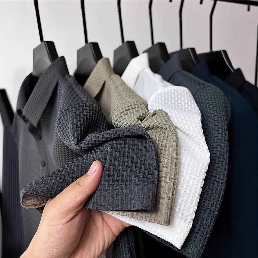 Homme Polo en seersucker Ice Silk Texturé Occasionnel Fête Classique Manche Courte Mode Basique Uni Boutons Refroidissement Été Printemps Bleu Noir Blanche bleu marine Gris Polo en seersucker Ice Silk de 2026 ? $24.99 –P1
