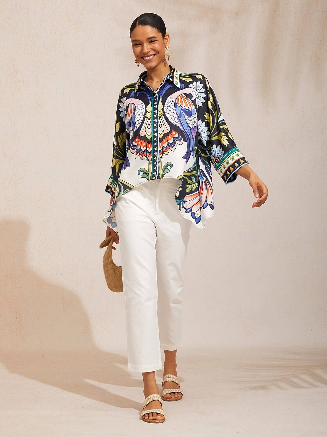 Bluse aus seidigem Satin mit Vogel- und Blumenmuster und Dolmanärmeln 2026 - $79.99 –P4