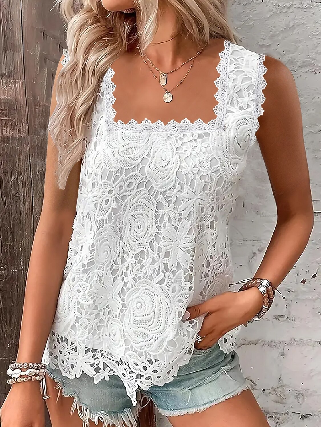 Dame Blonde topper Blonde Lapper عادي Elegant Mote Stilfull Ermeløs Firkantet hals Vanlige topper Daglig Ut på byen Helg Blå Svart Hvit Rosa Rød Sommer Vår 2026 - $21.99 –P2