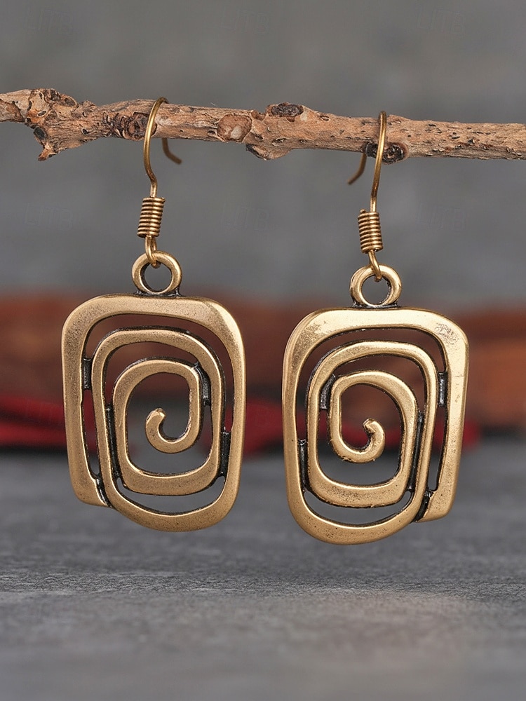 Damesoorbellen in bohemian stijl met geometrische spiraalvormige hangers van legering, goud- en zilverkleurige statement oorbellen voor strandvakanties, casual zomeroutfits en dagelijks gebruik. 2026 - $7.99 –P5