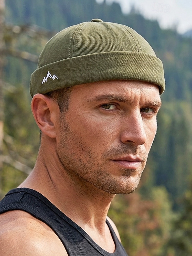 2026年 メンズポリエステル製ドッカーハット。つばのない調節可能なキャップで、山のモチーフが刺繍されています。複数のカラー展開で、旅行、アウトドアスポーツ、普段着、バケーションスタイルに最適です。  コレクション – $14.99 –P3