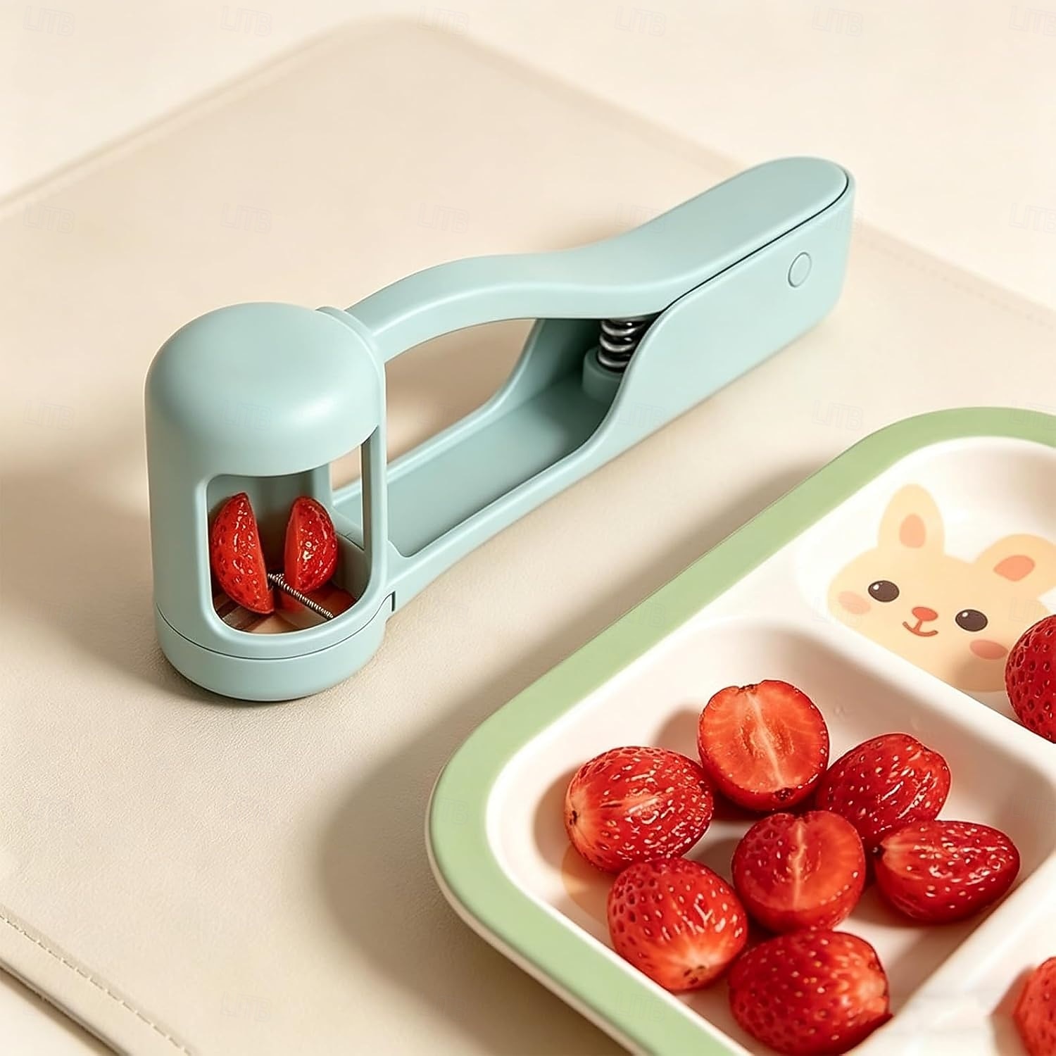 Conjunto de 2 fatiadores de uva e tomate, cortador de uvas e tomates-cereja, utensílio de cozinha para frutas pequenas, fatiador manual, ideal para tomates-cereja, uvas e outras frutas pequenas. de 2026 por $16.99 –P5