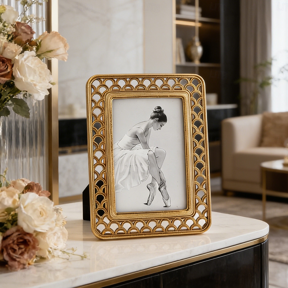 Modern Minimalist Resin Photo Frame, 3D Fish Scale Pattern Decorative Picture Frame with Hollow Design, Tabletop Home Decor Frame for Family Photos, Bedroom Desk Shelf Display Decoration 2026 - $19.99 –P8